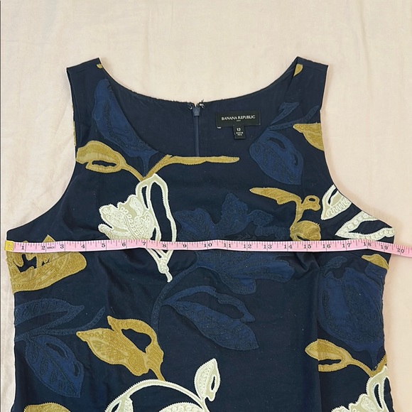 Banana Republic Blue Gold Sleeveless Sheath Dress - Picture 4 of 5